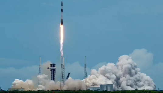 SpaceX赢得1.13亿美元NOAA合约，猎鹰9号火箭将承载卫星发射重任