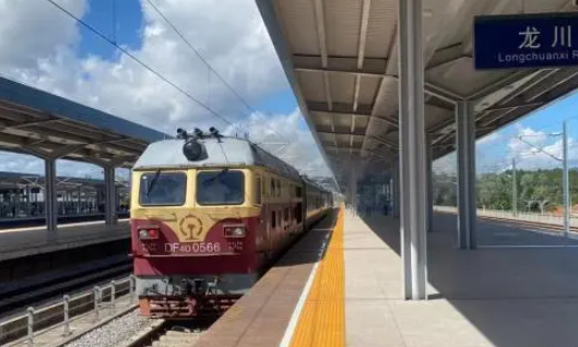 梅龙高铁步入运营倒计时：全线联调联试正式启动，设计冲刺350km/h时速，预计年内通车