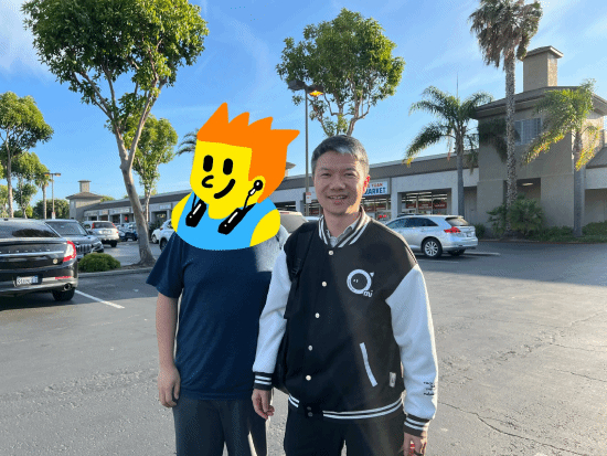 米哈游创始人硅谷遇车辆破坏，网友幽默回应小偷刷“圣遗物”